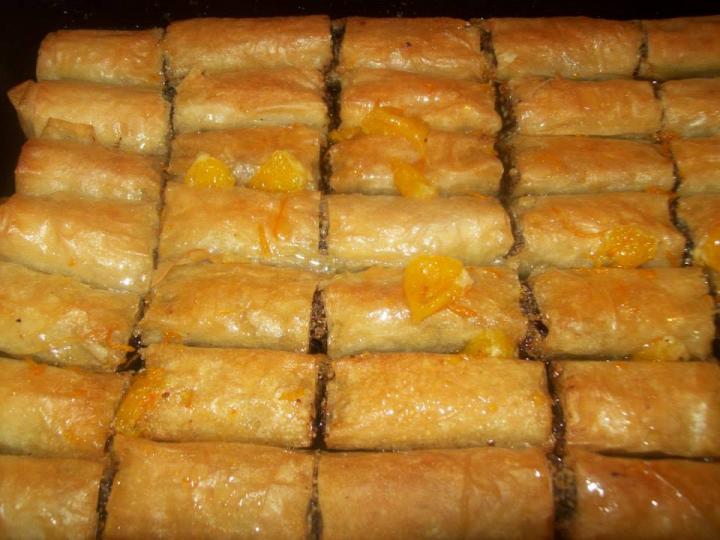 Baklava sa plazmom i čokoladom