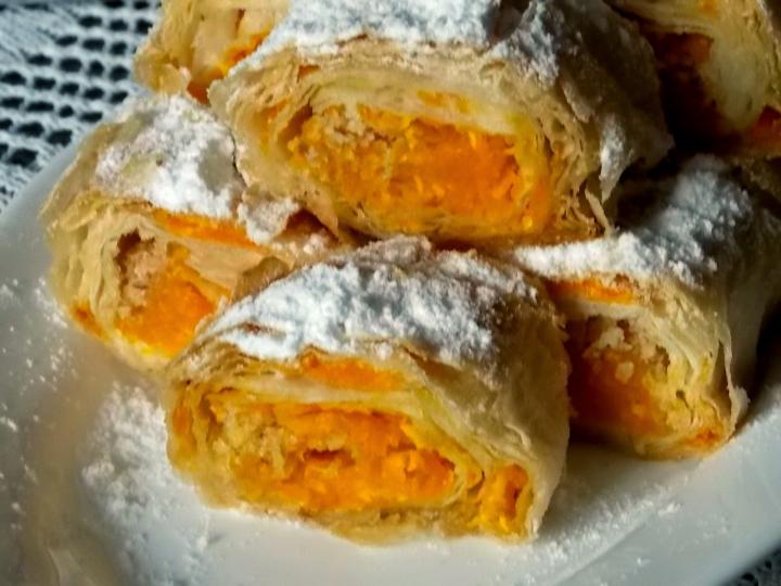    PITA SA BUNDEVOM I POMORANDŽOM