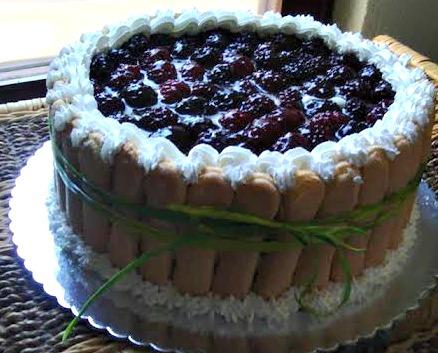 Voćna torta sa kupinama