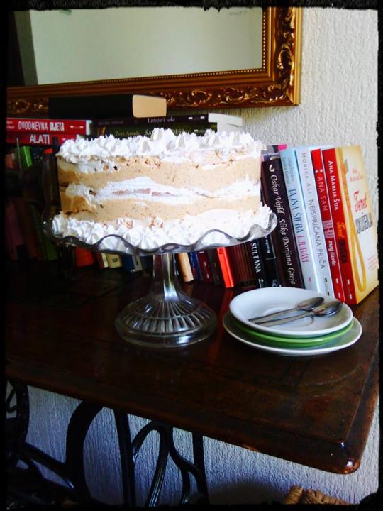 suskava kapucino torta