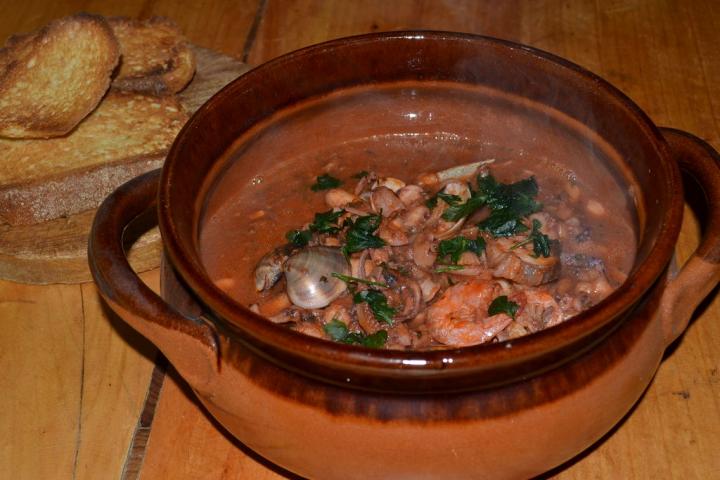 BOUILLABAISSE  Francuska riblja čorba