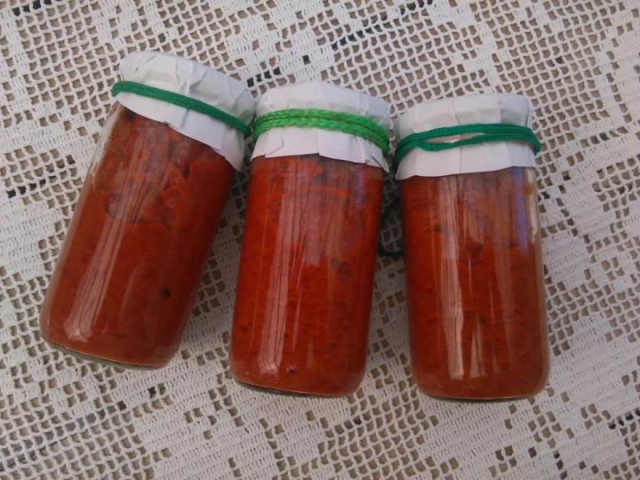 Ajvar od pečenih paprika 